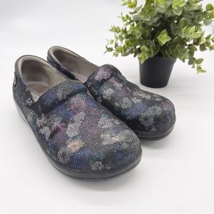 Alegria Womens Keli Multicolor Metallic Floral Comfort Clog Slip-On Shoe Size 39